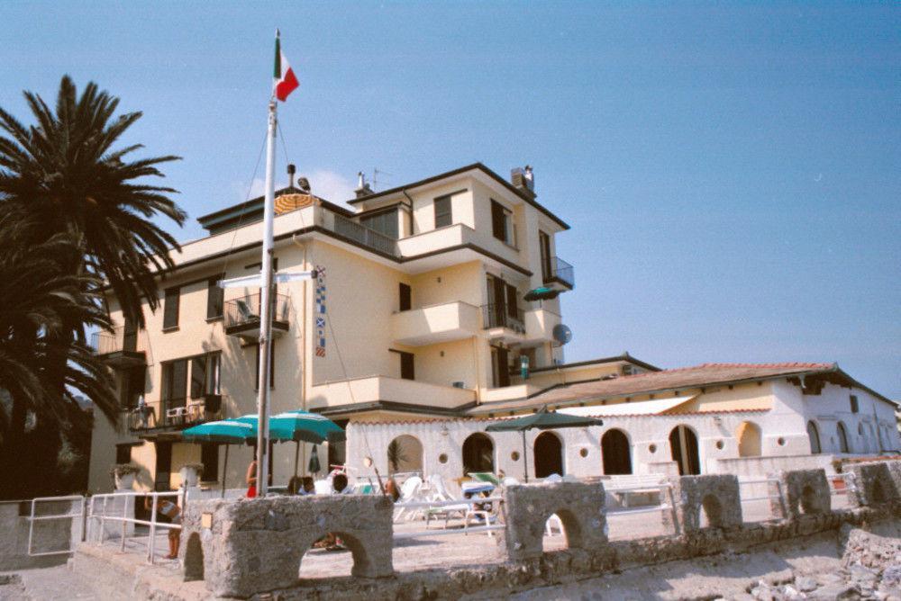 Residence Villa Miky Albenga Exterior foto